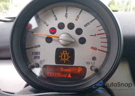 2011 Mini Cooper z USA, uszkodzony, nr VIN WMWSU3C57BT096603